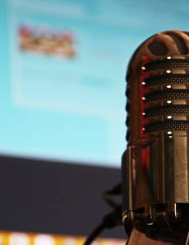 air-broadcast-audio-blur-1054715
